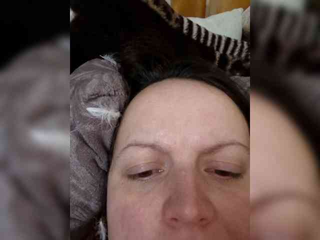 annetshik2013 webcam