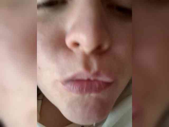 annetshik2013 webcam