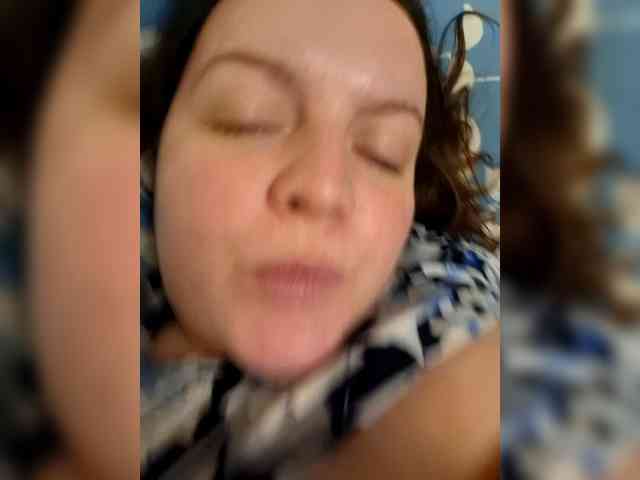 annetshik2013 webcam