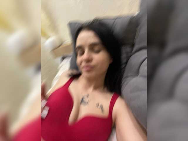 MariaaaCutie's BongaCams show and profile