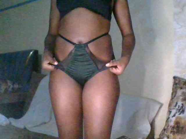 Pretty0ass2020 webcam