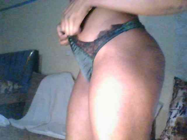 Pretty0ass2020 webcam