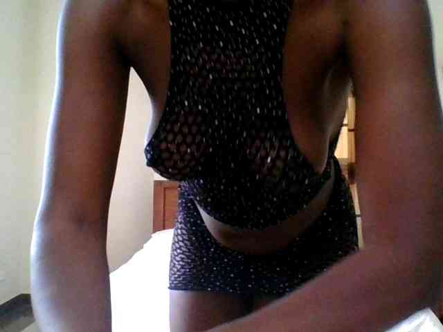 Pretty0ass2020 webcam