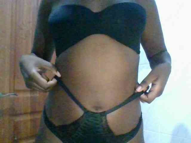 Pretty0ass2020 webcam