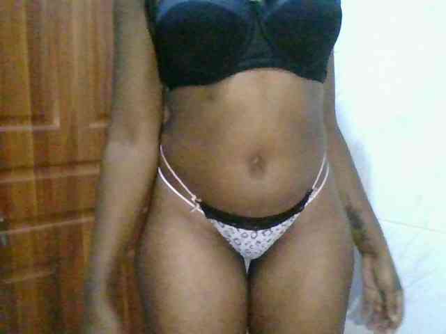 Pretty0ass2020 webcam