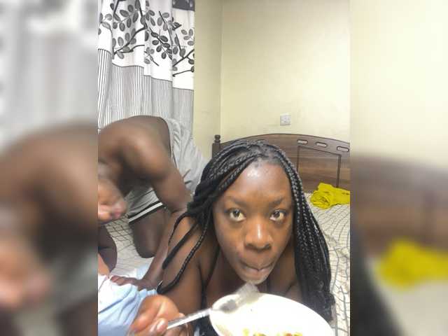 Heartmate's BongaCams show and profile