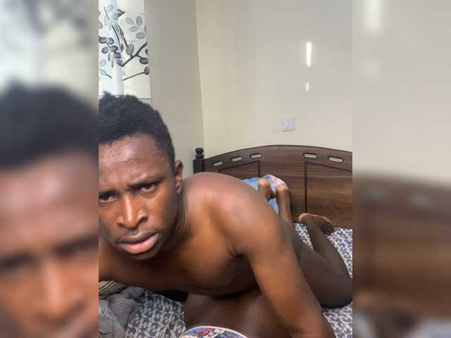 Heartmate's BongaCams show and profile