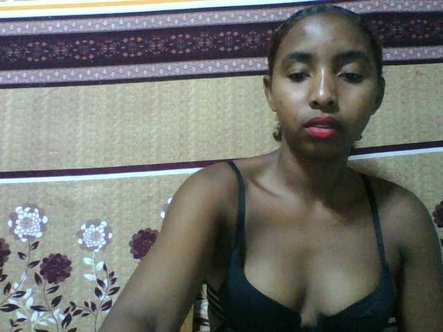 Orzia12's BongaCams show and profile