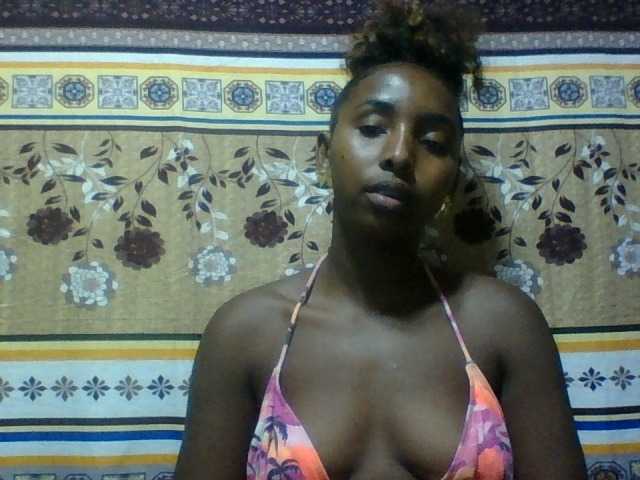 Orzia12 – webcam model profile photo