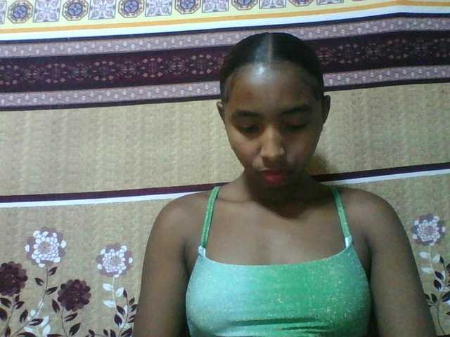 Orzia12's BongaCams show and profile