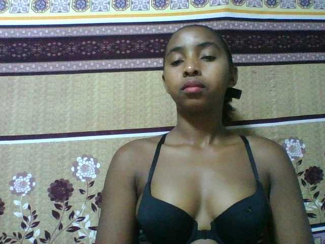 Orzia12's BongaCams show and profile