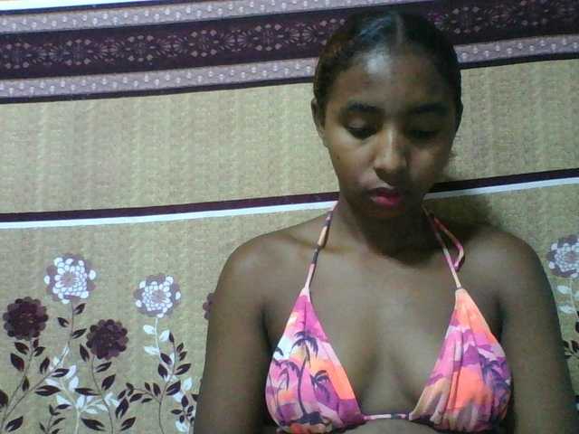 Orzia12's BongaCams show and profile