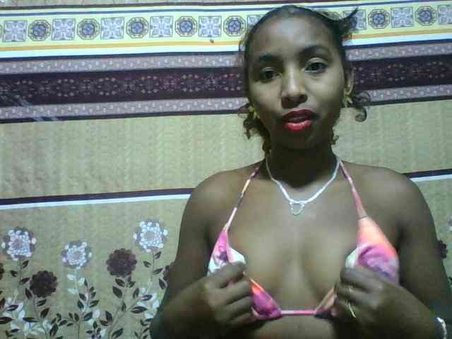Orzia12 webcam