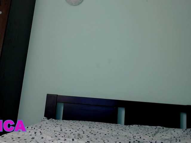 Simbochka-Xo's BongaCams show and profile