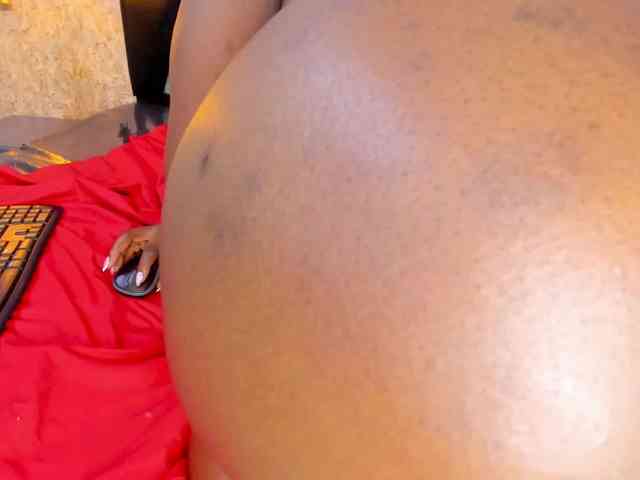 VivianAnderson webcam