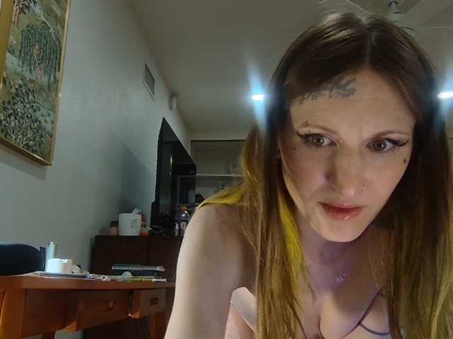 high-lavie – webcam model profile photo