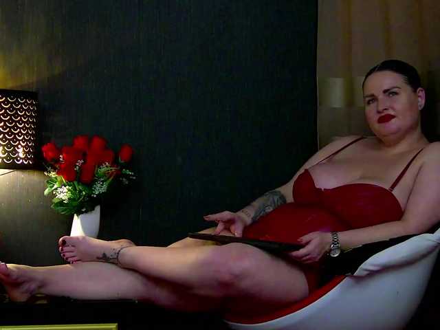 GeorgiaLerox — Ready to worship me?! #mistress #joi #cei #sph #humiliation