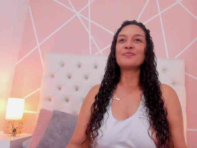 Rosalinda-77 webcam