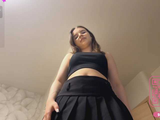 ladyeva's BongaCams show and profile