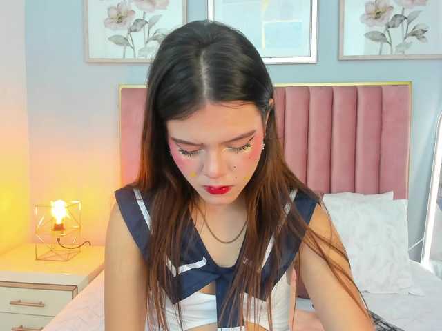 MarianaScott's BongaCams show and profile