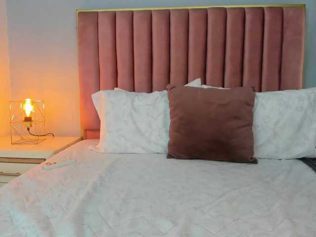 MarianaScott's BongaCams show and profile