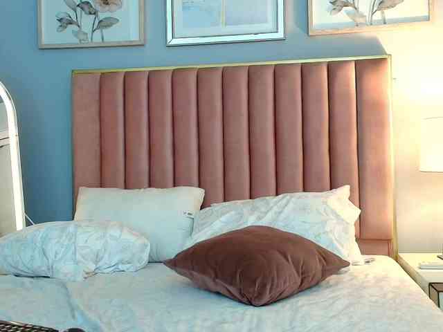 MarianaScott Live Webcam on BongaCams