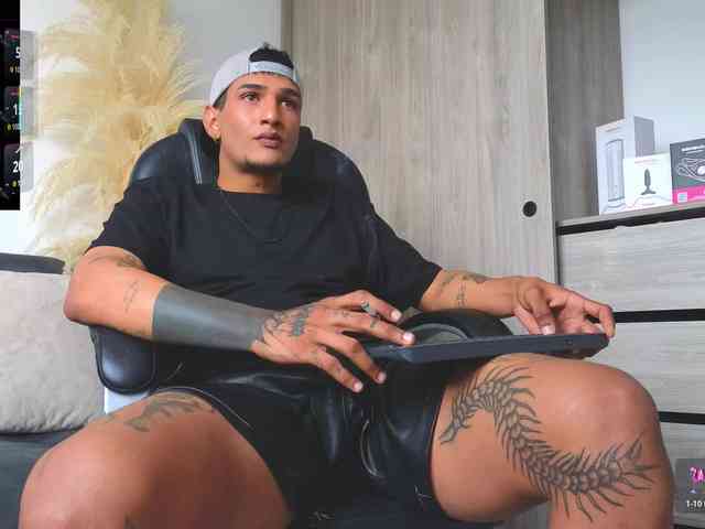 zack-fenty Live Webcam on BongaCams