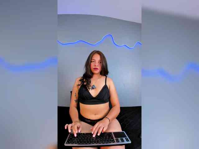 VeronicaMorelli webcam