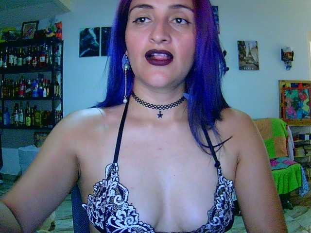 KarolLove67's BongaCams show and profile