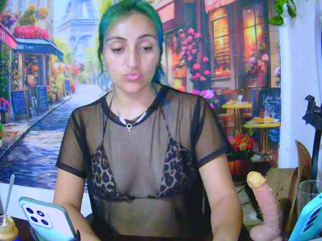 KarolLove67 webcam