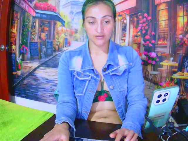 KarolLove67 webcam