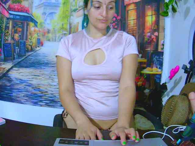 KarolLove67 webcam