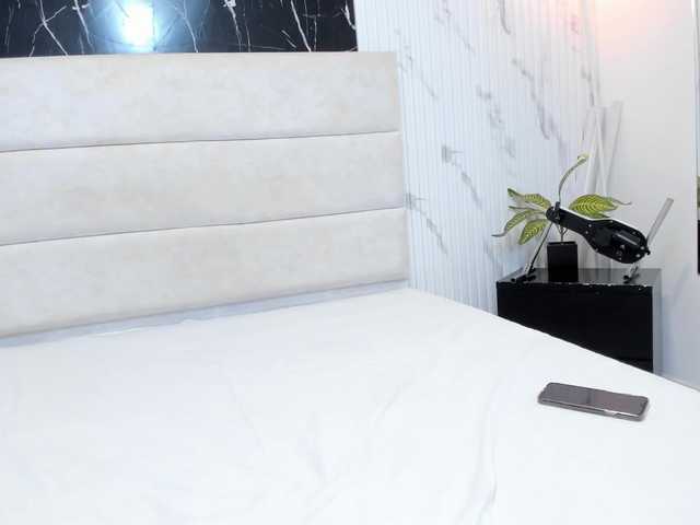 Madison-Parker's BongaCams show and profile