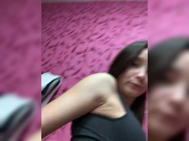 NataliLuxe's BongaCams show and profile