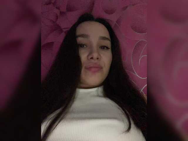 NataliLuxe – webcam model profile photo