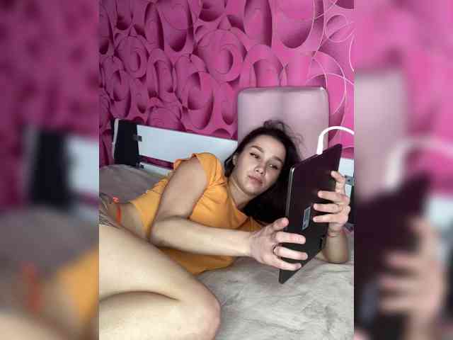 Natali-Squirt webcam