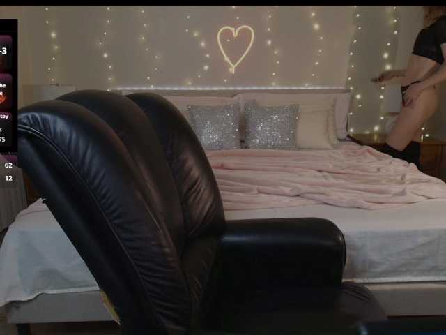 Kissmeexxx's BongaCams show and profile