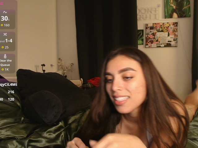 Milaseren's BongaCams show and profile