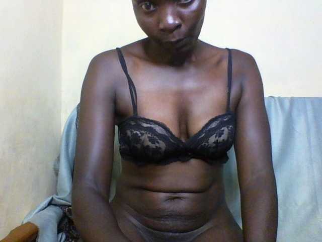 Lolobi from BongaCams