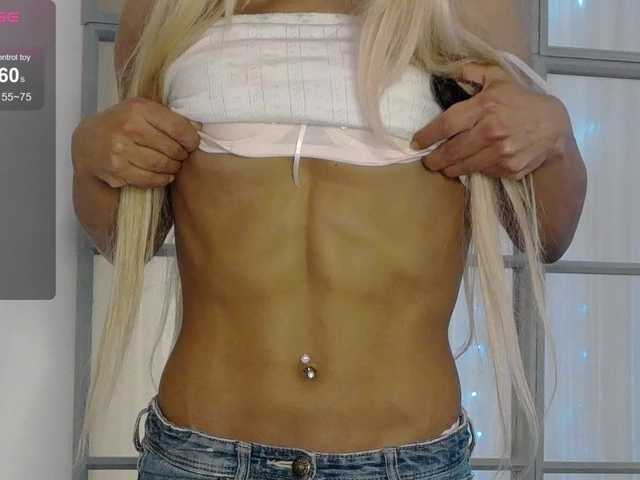 SarahRaiynex's BongaCams show and profile