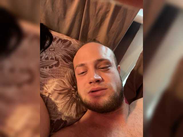 Family707's BongaCams show and profile