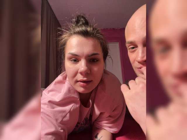 Family707's BongaCams show and profile