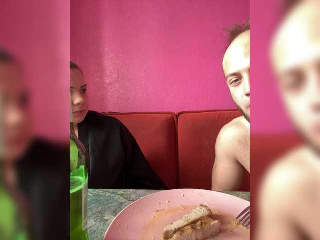 Family707's BongaCams show and profile