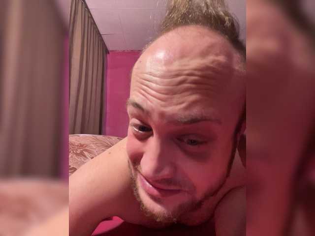 Family707's BongaCams show and profile