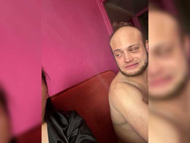 Family707's BongaCams show and profile