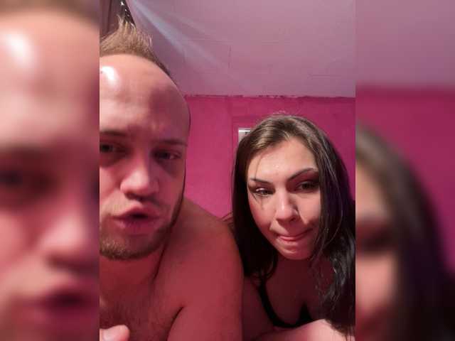 Family707's BongaCams show and profile