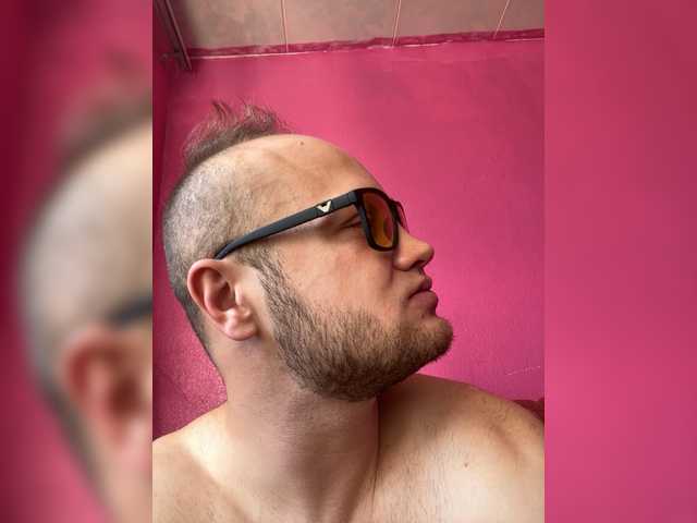 Family707's BongaCams show and profile