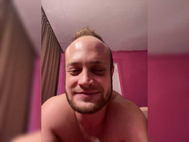 Family707's BongaCams show and profile