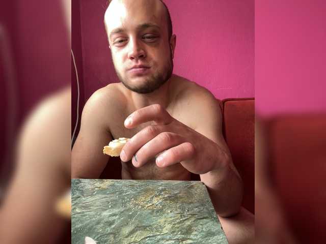 Family707's BongaCams show and profile