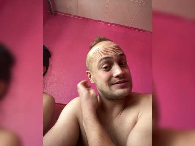 Family707's BongaCams show and profile